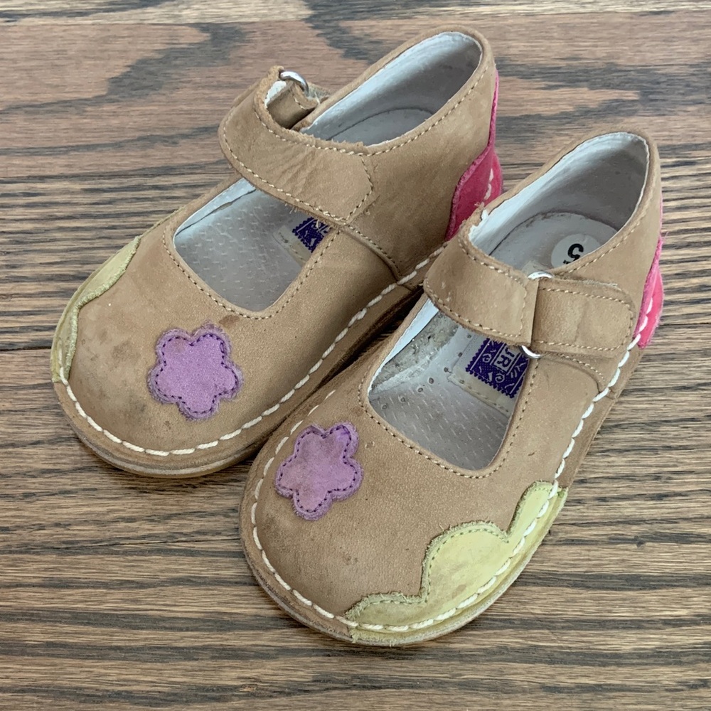 L’Amour Children's Tan Suede Mary Jane Shoes with Purple & Yellow Flowers
